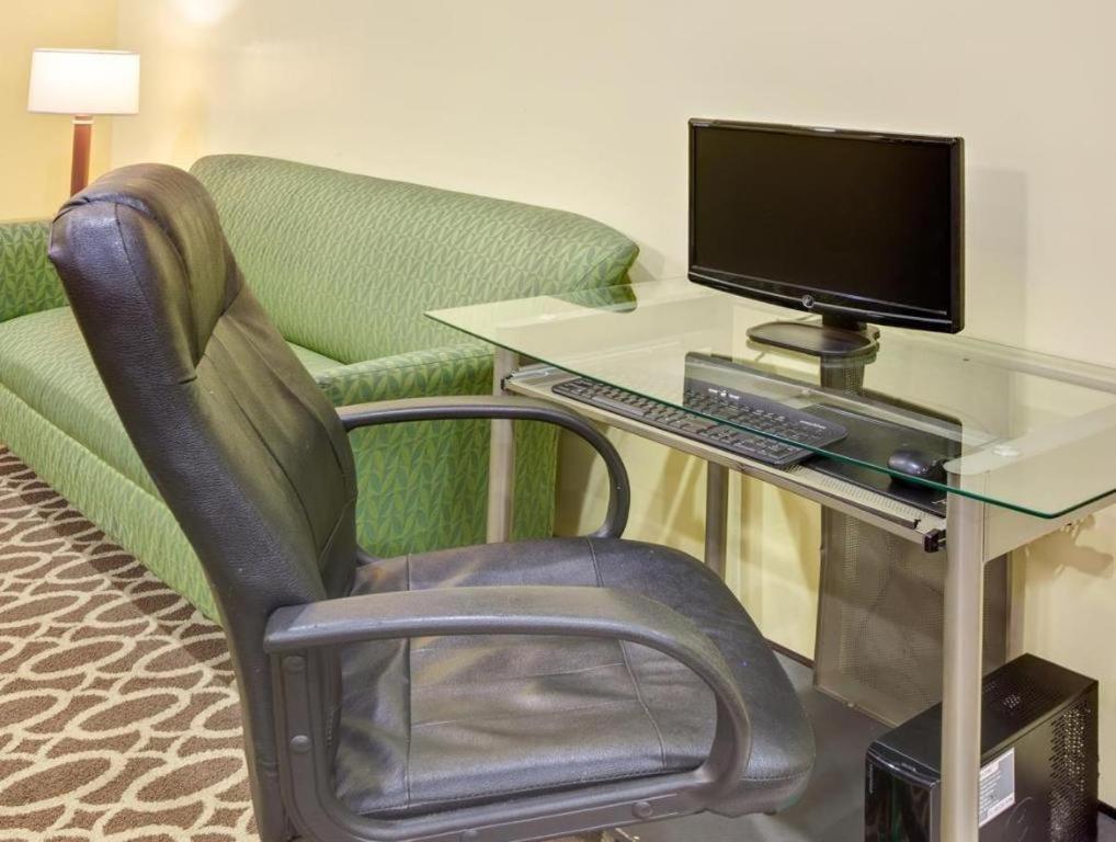 Halsted Inn And Suites Harvey - Chicago Southland Zewnętrze zdjęcie